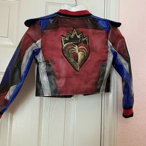 Evie costume descendents